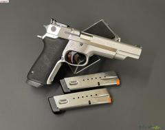 SUCHE ... Smith & Wesson  Modell 9mm Target Champion Performance-Center
