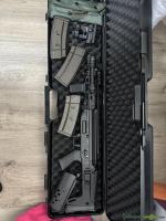 SIG-Sauer 553 SB 5.56x45mm NATO