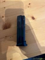 Kurzwaffen    Magazine Sig Pro 2022 Magazin