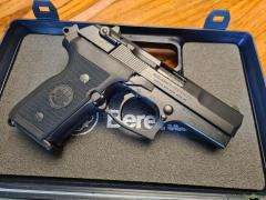 Beretta M9A1 9x19mm Parabellum/Luger/NATO
