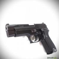 SIG-Sauer Model P220 1st Gen cal. 9mmP (1976)