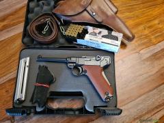 Sehr schöne Parabellum Pistole ink. Zubehör