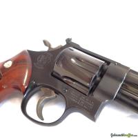 Smith & Wesson Model 25-5 cal. .45 Colt (1980)