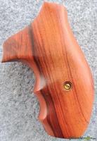 Holzgriff S&W J-Frame Round Butt