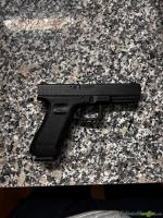 Glock 17 9x19mm Parabellum/Luger/NATO