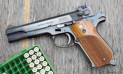 Smith & Wesson M52-2 .38 Special / 9x29mmR