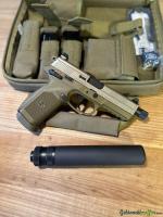 FN FNX Tactical, Cal. 45 ACP mit B+T Schalldämpfer