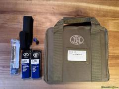 FN FNX Tactical, Cal. 45 ACP mit B+T Schalldämpfer