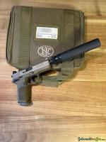 FN FNX Tactical, Cal. 45 ACP mit B+T Schalldämpfer