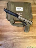 FN FNX Tactical, Cal. 45 ACP mit B+T Schalldämpfer
