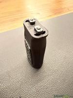 Daniel Defense Vertical Grip / Handgriff M-LOK, NEU