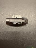 LED-Waffenlampe Nitecore NPL30 - 1200 Lumen