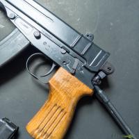 CSA Vz. 61 Scorpion vollautomat .32 ACP / 7.65x17mm Browning SR