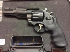Smith & Wesson Performance Center .357 Magnum .357 Magnum / 9x31mmR /.353 Casull