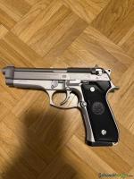 Beretta 92 FS Inox 9x19mm Parabellum/Luger/NATO