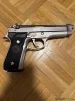 Beretta 92 FS Inox 9x19mm Parabellum/Luger/NATO