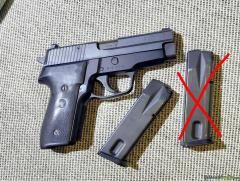 SIG-Sauer P228 9x19mm Parabellum/Luger/NATO