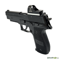 SIG-Sauer P226 9x19mm Parabellum/Luger/NATO