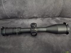 Nightforce NX8 2,50-20x55 F1 .25 MOA ZeroStop DIGILLUM