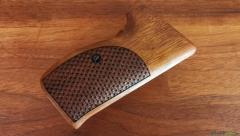 Holzgriffschalen geölt mit Fischhaut SIG 210 / P49