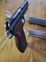 SIG-Sauer P210 9x19mm Parabellum/Luger/NATO