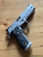SIG-Sauer P226 9mm Action Express