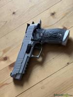 SIG-Sauer P226 9mm Action Express