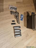 M9a3 mit Lampe, 4 Mags und 2 Compensatoren