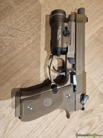 M9a3 mit Lampe, 4 Mags und 2 Compensatoren