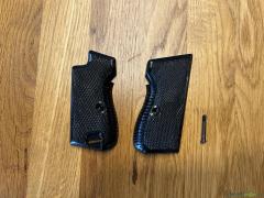 SIG 210 Griffschalen