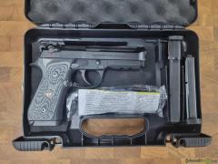 Beretta 92G 9x19mm Parabellum/Luger/NATO