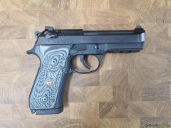 Beretta 92G 9x19mm Parabellum/Luger/NATO
