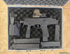 B T Brugger & Thomet TP 9 Kaliber 9 mm