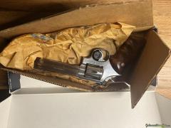 Smith & Wesson 22MR .22 Long