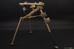 Cherche un lafette tripod MG 42