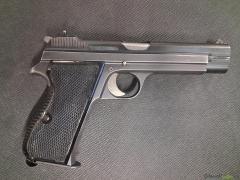 SIG P210