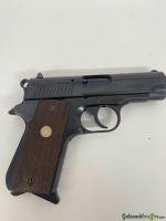 Erma Model: EP 452 .22lr Neuwertig mit Holster und zwei Ersatzmagazine