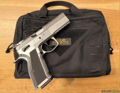 Phoenix Redback, 9x19mm