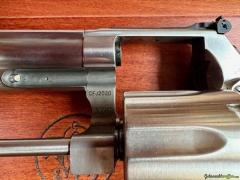 S&W 686-6, 6