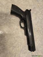 3 Luftpistolen (SIG Sauer, Glock, alte Gamo Klassiker