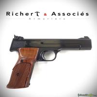 Smith & Wesson Model 41 ''The .22 Rimfire Target Pistol'' cal .22LR (1981)