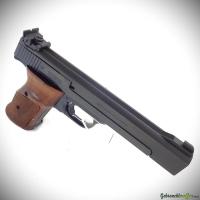 Smith & Wesson Model 41 ''The .22 Rimfire Target Pistol'' cal .22LR (1981)