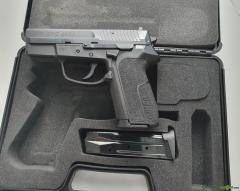 SIG-Sauer SIG Pro SPC P2009 9x19mm Parabellum/Luger/NATO