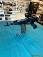 Neuwertige VZ58 Compact mit Optik, Montage, Mündungsbremse