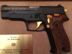 Jubiläums Pistole SIG Sauer P226 9 Para NEU