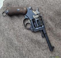 revolver St. Etienne Mle 1892 kal. 8x27mm