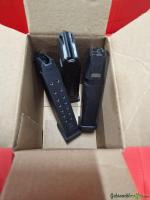 Original Glock 17-Magazin 17 Schuss, gebraucht, Kaliber 9x19 mm funktionsfähig.