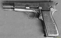 SUCHE Pistole FN Herstal HP 35 2. WK