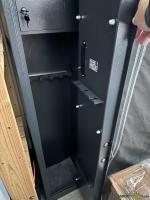 Waffenschrank mit elektronischem Schloss für bis zu 5 Langwaffen