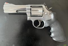 Smith & Wesson 686-4 .357 Magnum / 9x31mmR /.353 Casull